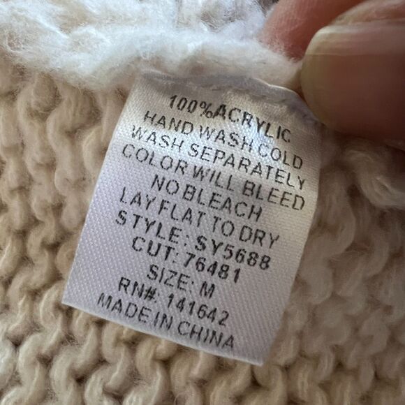 She + Sky 3D Flower Cardigan Sweater Medium Beige Chunky Knit Cottagecore Floral - Picture 7 of 10